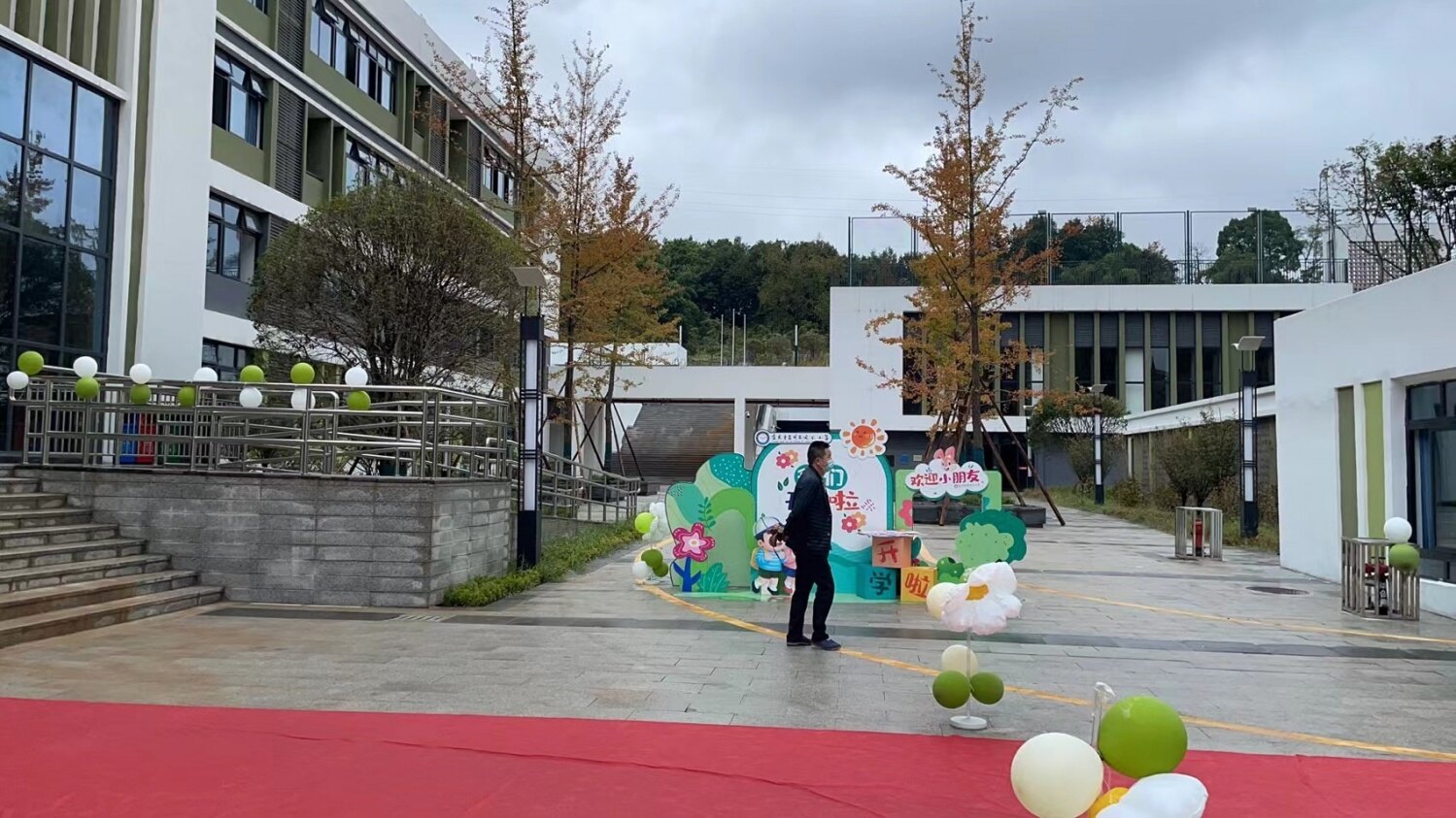 合川最美小学,凤凰小学设施一流,还有游泳池_合川合优网 - powered by