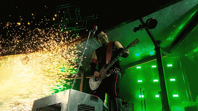 090323zdh78d2h7lqoqwh9.gif