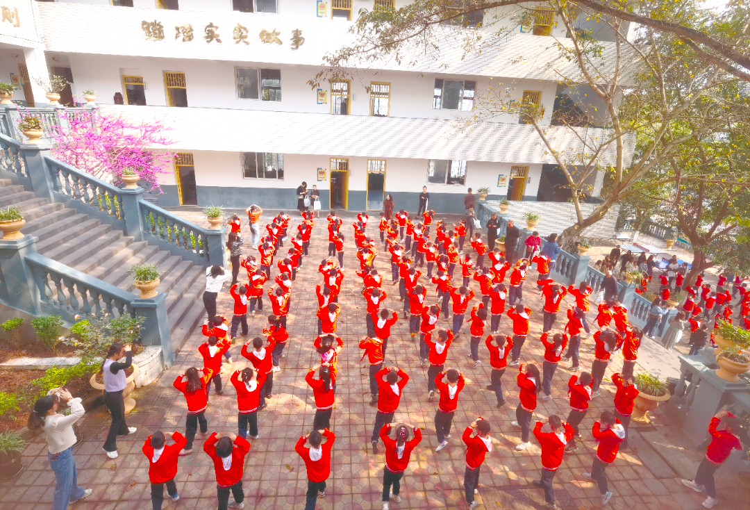 155828odtef6awh7awbfz7.png